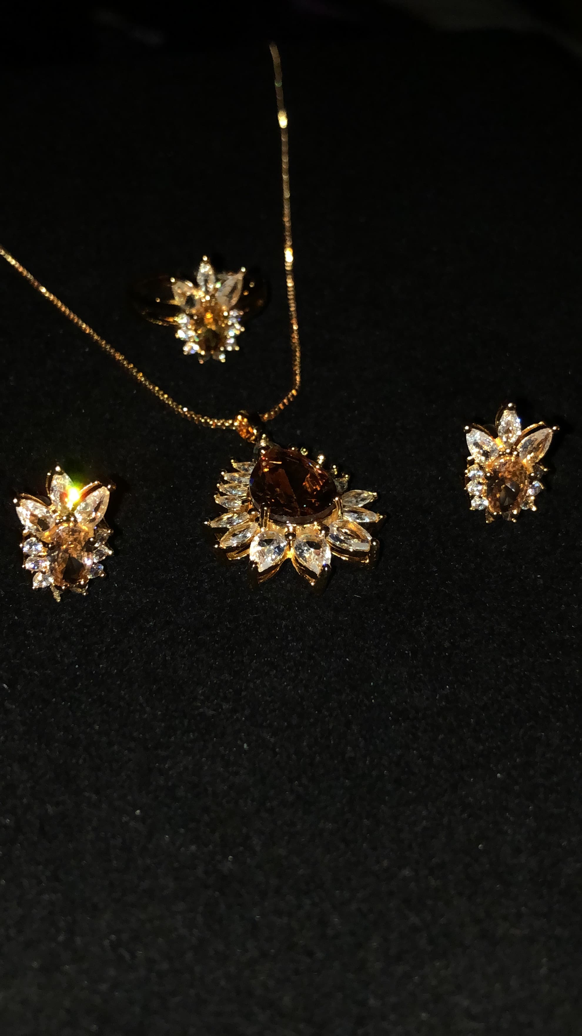 The Victorian Pear Suit - View Details The Victorian Pear Suit - Image 3